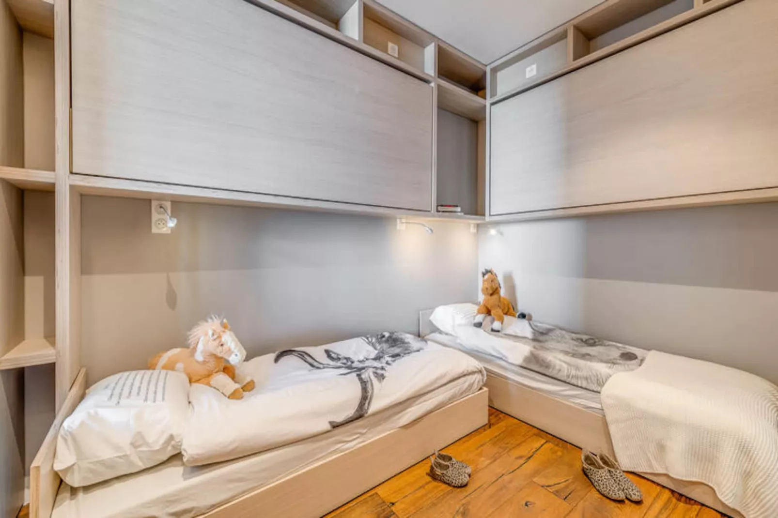 Résidence Combe Folle-Niet-getagd