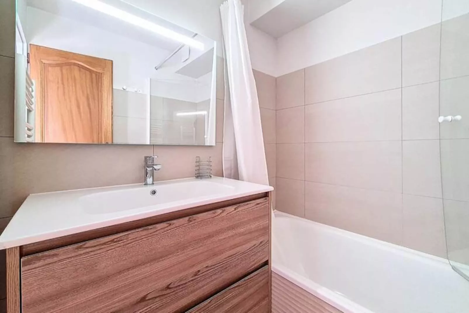 Résidence Eperviere-Niet-getagd