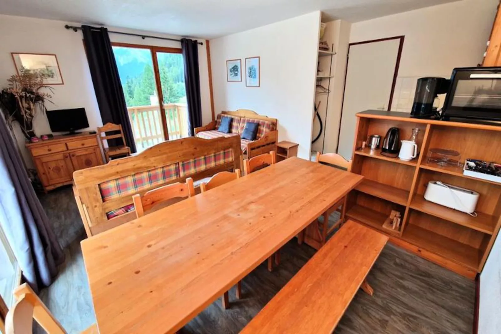 Résidence Le Cheval Blanc-Niet-getagd