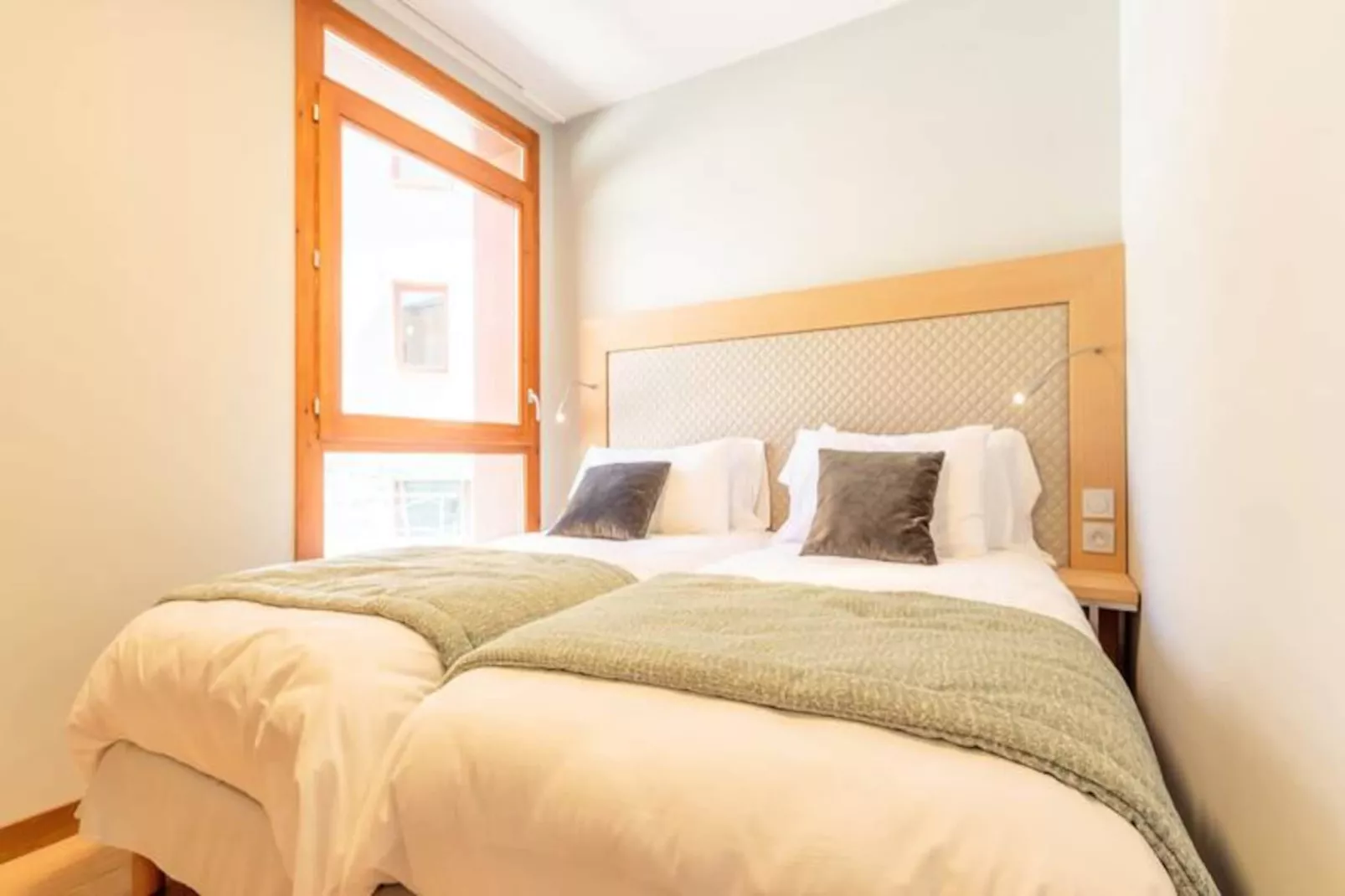 Résidence Les Monarques-Niet-getagd