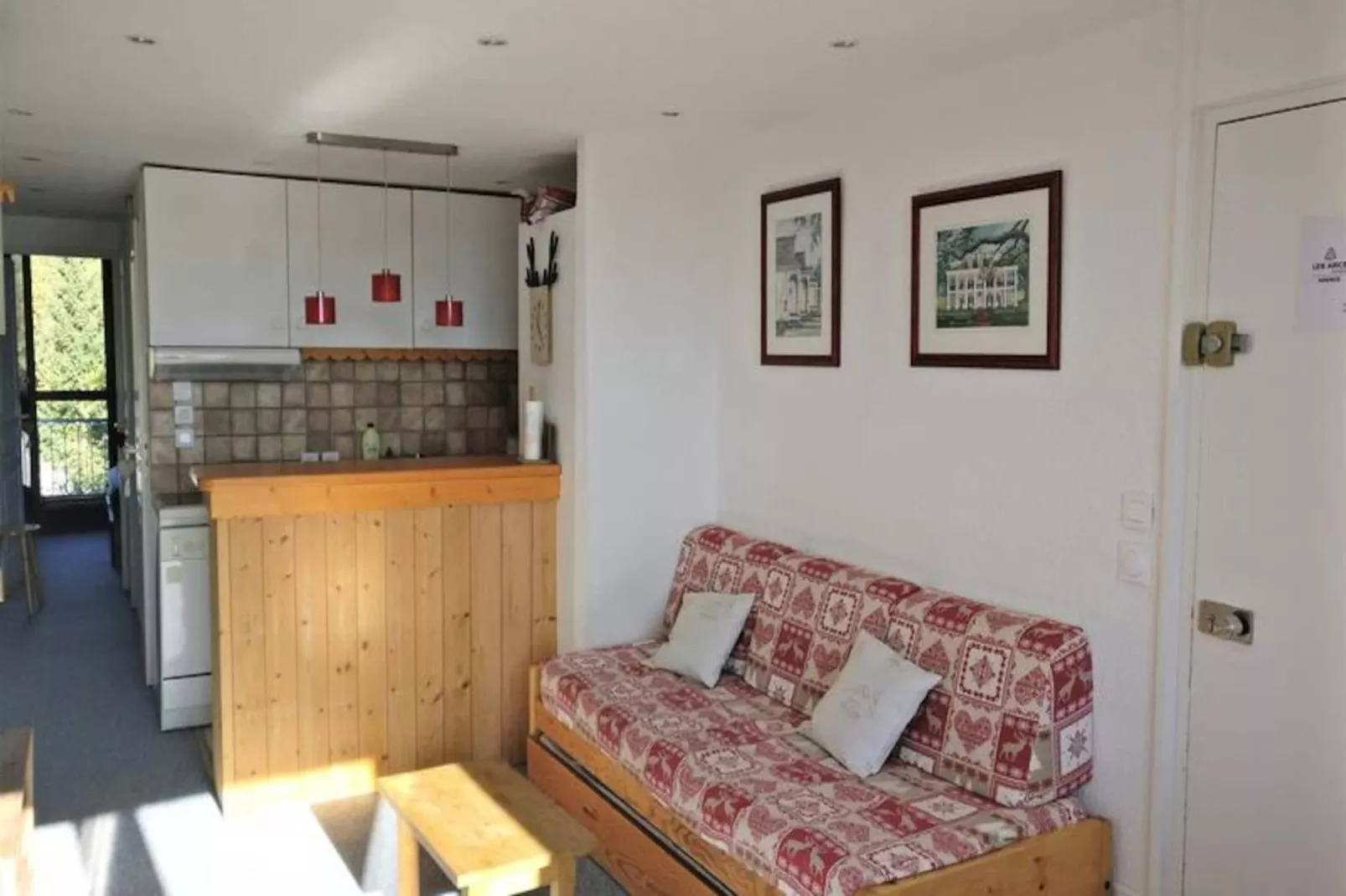 Résidence Belles Challes-Niet-getagd