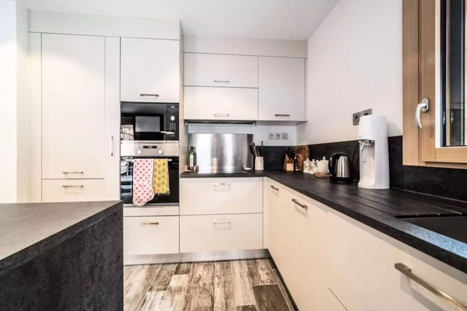 Résidence Les Portes Du Pleney-Niet-getagd