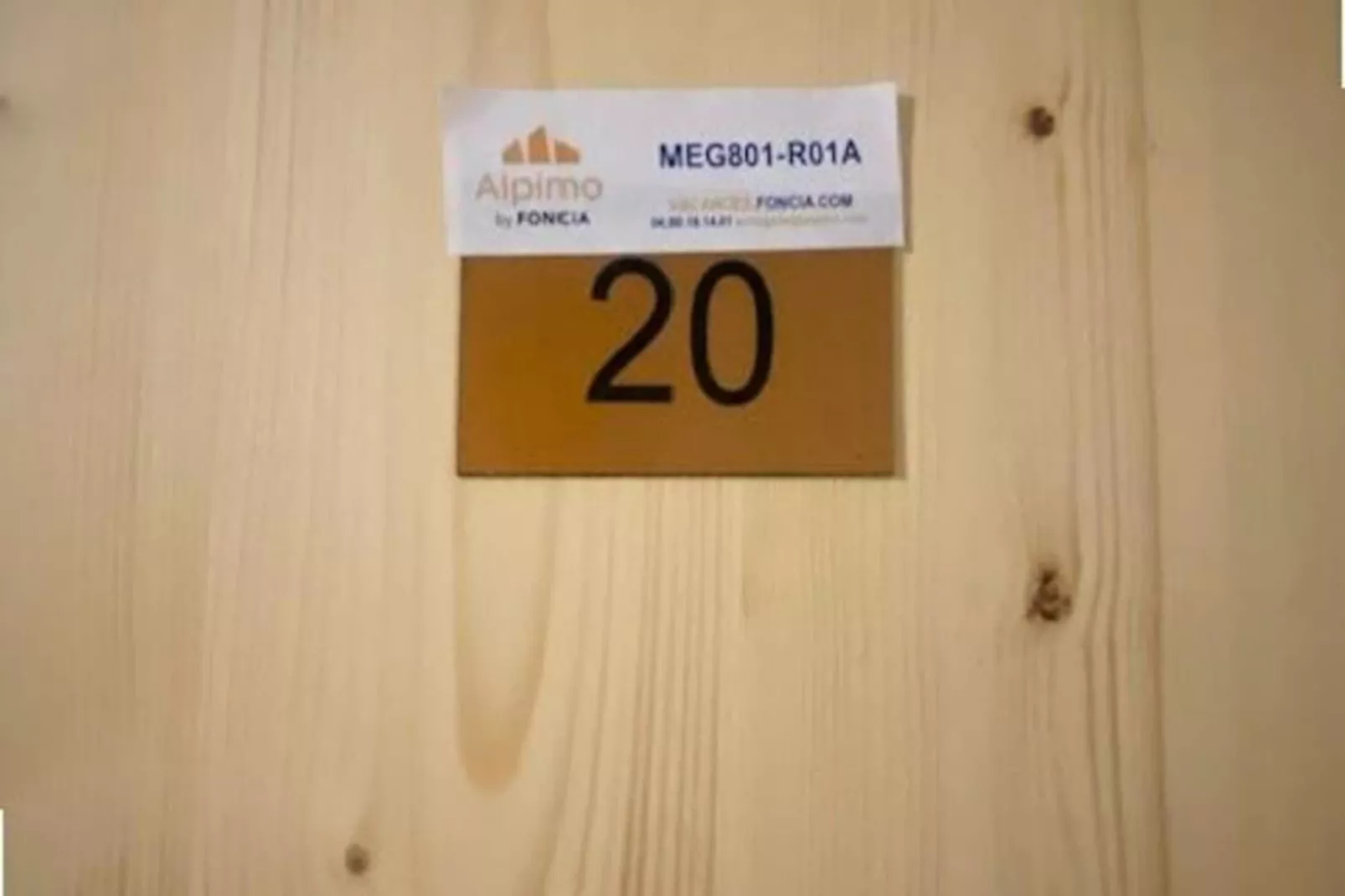 Résidence Riante Colline Du Bas - Armoise-Niet-getagd