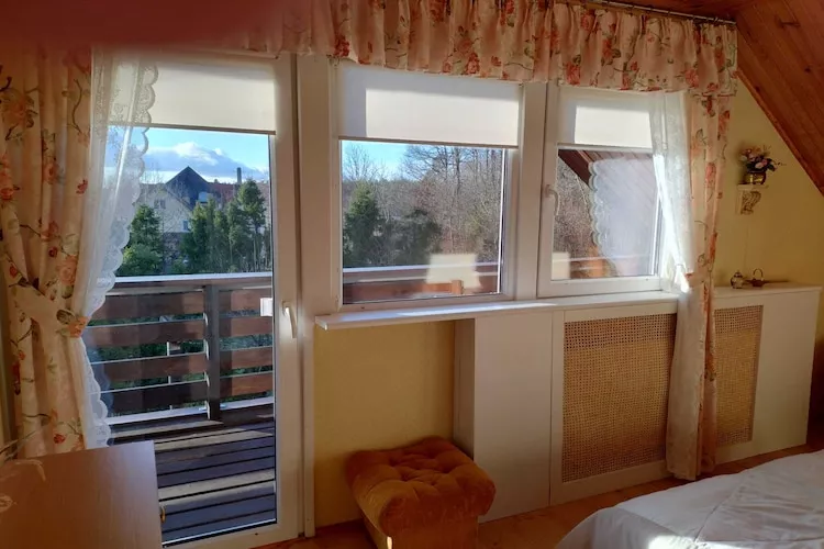 Dom wakacyjny w Szymbarku dla max 8 osób-Terrasbalkon