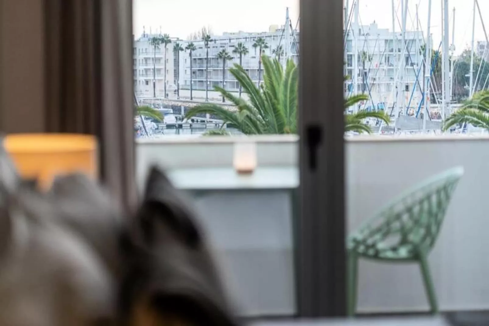 Captain's Quarters-Niet-getagd