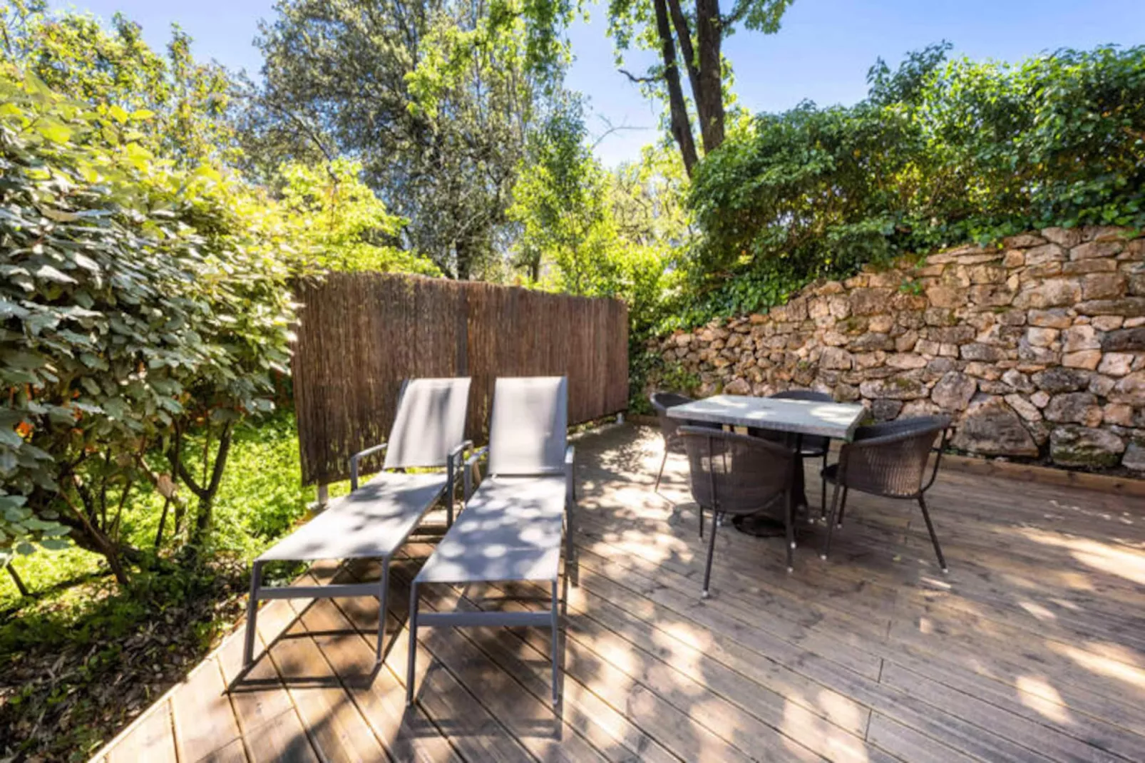 06bv2 : Joli Cottage Au Calme Avec Piscine-Niet-getagd