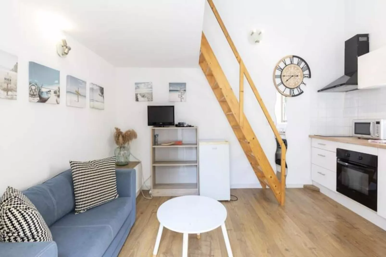 Résidence Studio Avec Mezzanine Dans Le Coeur Du Vieil Antibes, Wifi, Climatisation-Niet-getagd
