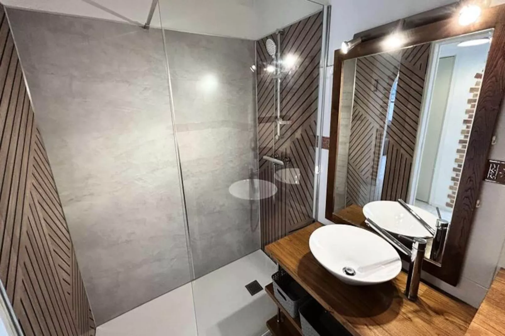 Résidence Coteaux De Tu Es Roc-Niet-getagd