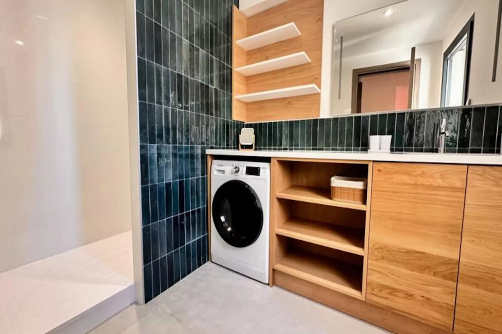 Résidence Les Poissons - Appartement Une Chambre Vue Canal-Niet-getagd