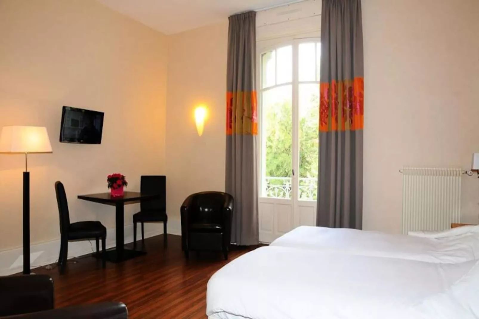 Résidence Garden & City Luxeuil-les-Bains - Le Métropole***-Niet-getagd