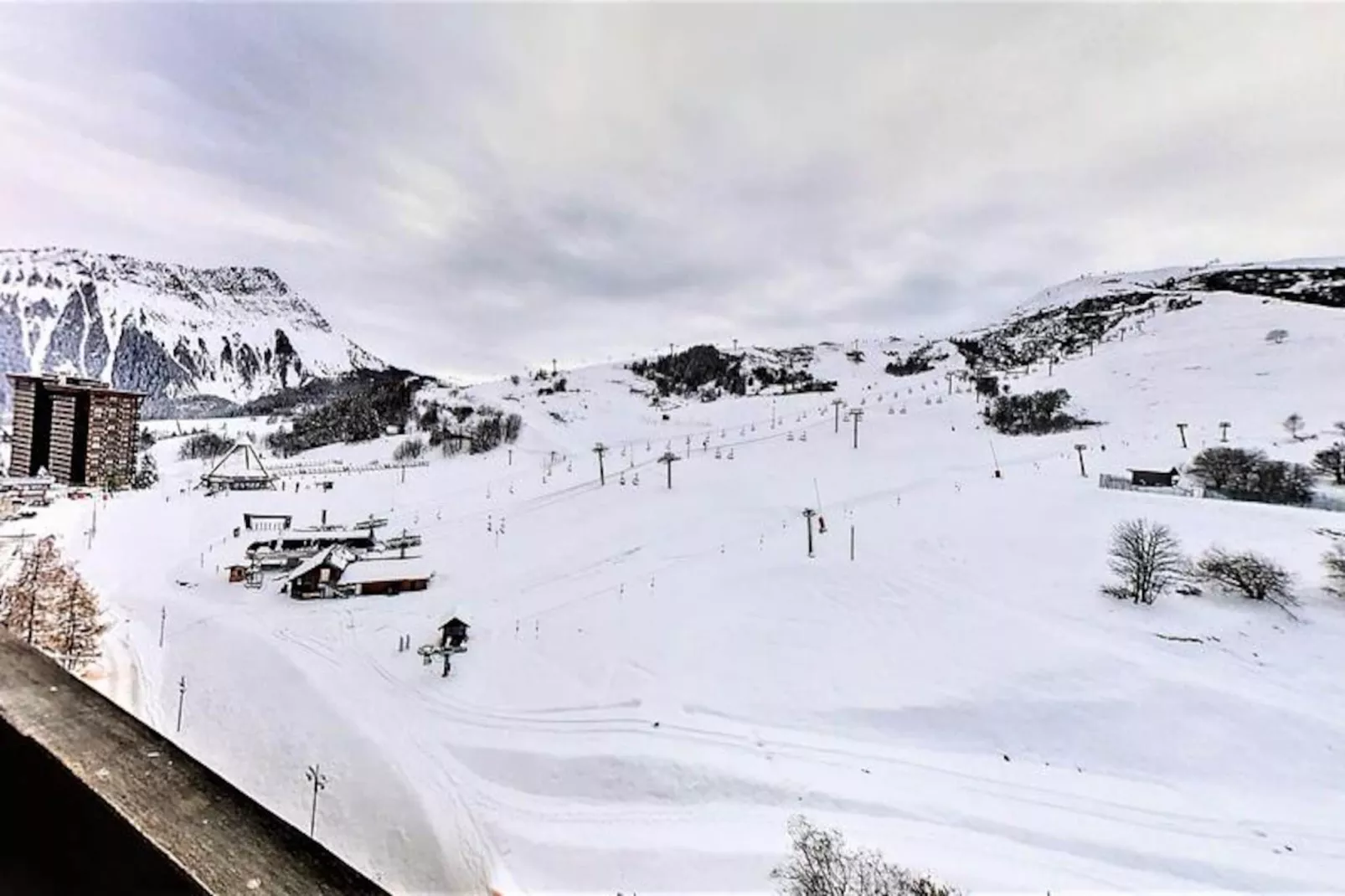 Résidence Cosmos-Niet-getagd