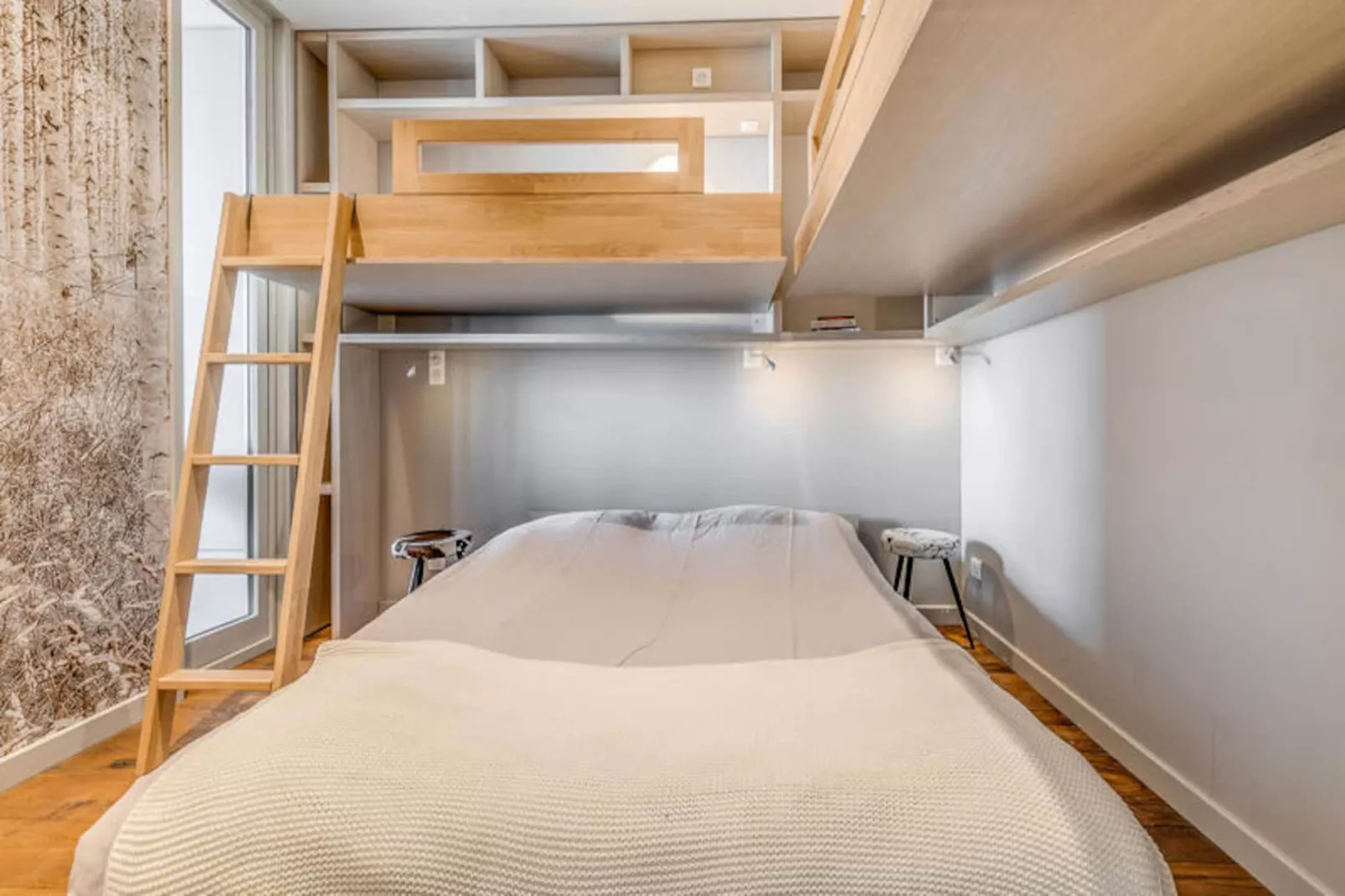 Résidence Combe Folle-Niet-getagd