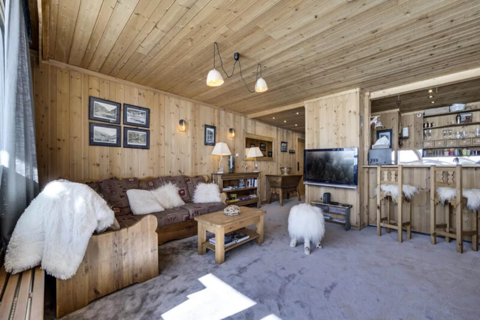 Résidence Combe Folle-Niet-getagd