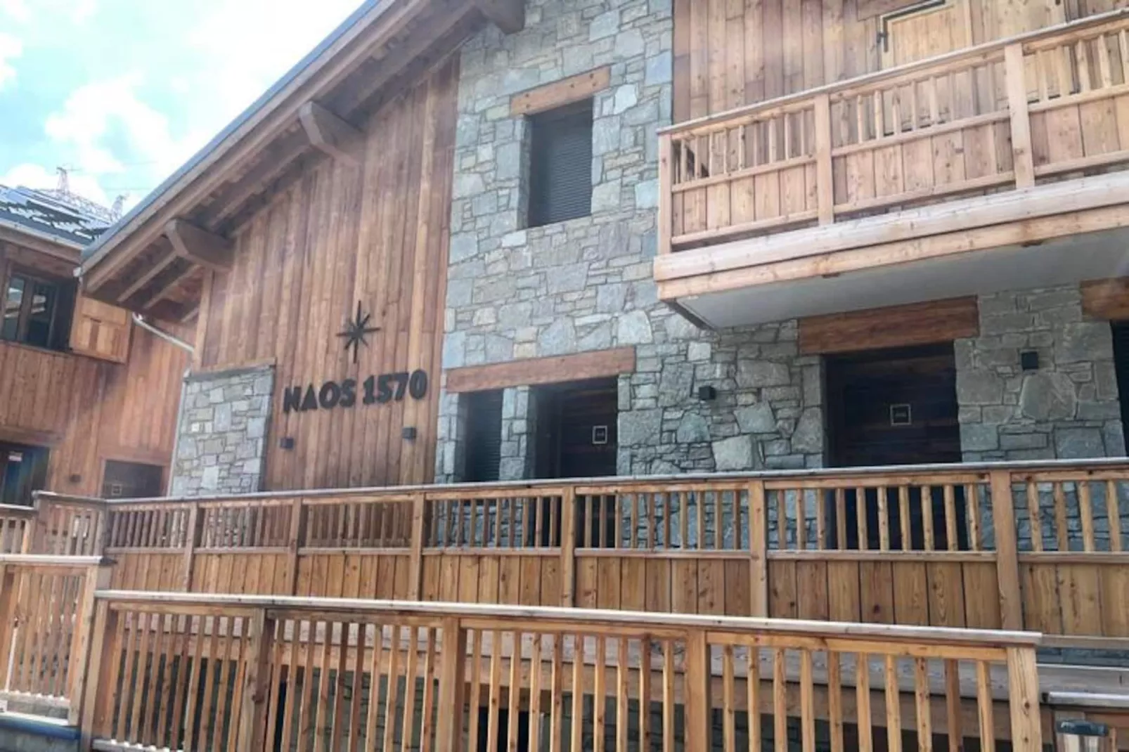 Résidence Naos-Niet-getagd