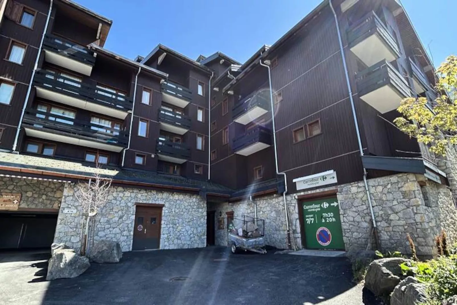 Résidence Candide-Niet-getagd