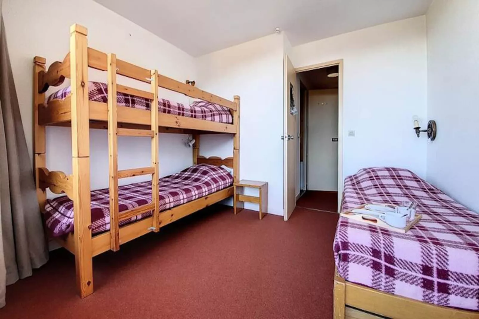 Résidence Lac Du Lou-Niet-getagd