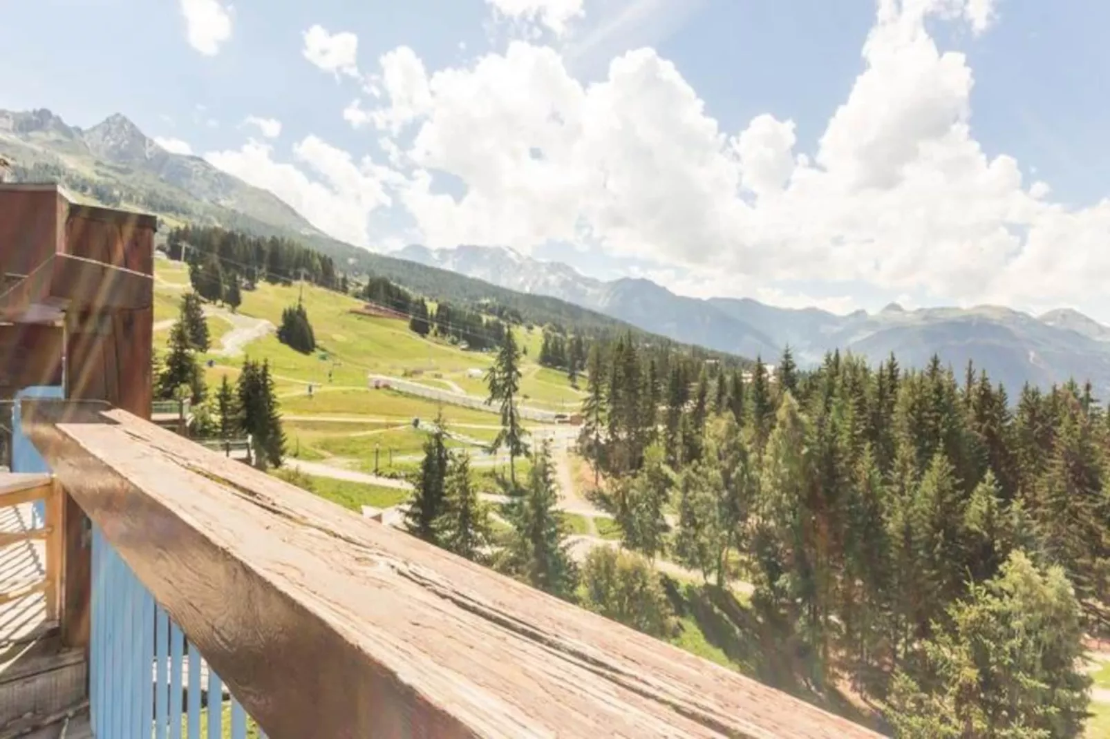 Résidence Belles Challes-Niet-getagd