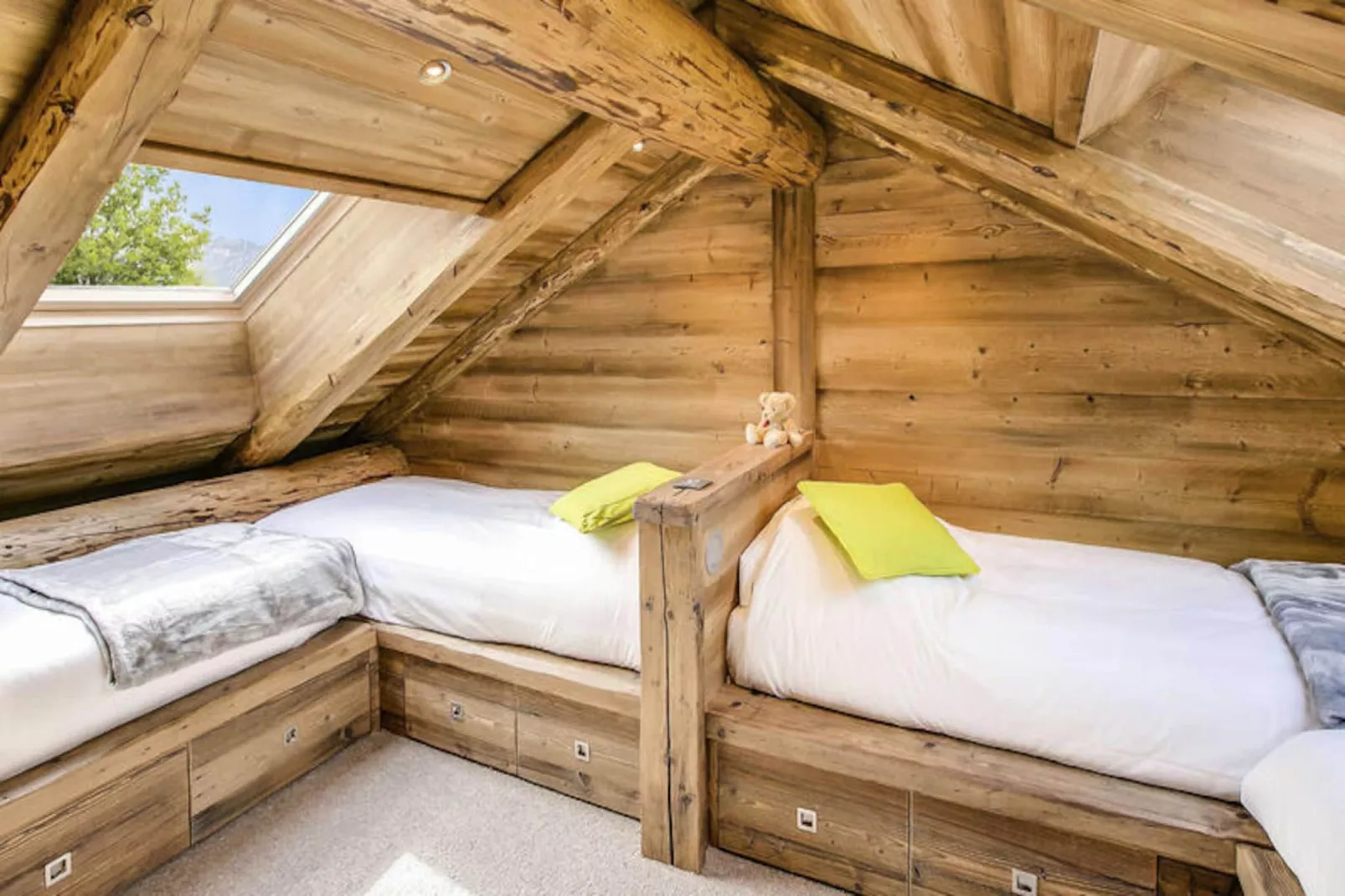 Résidence Lodge Fougeres-Niet-getagd