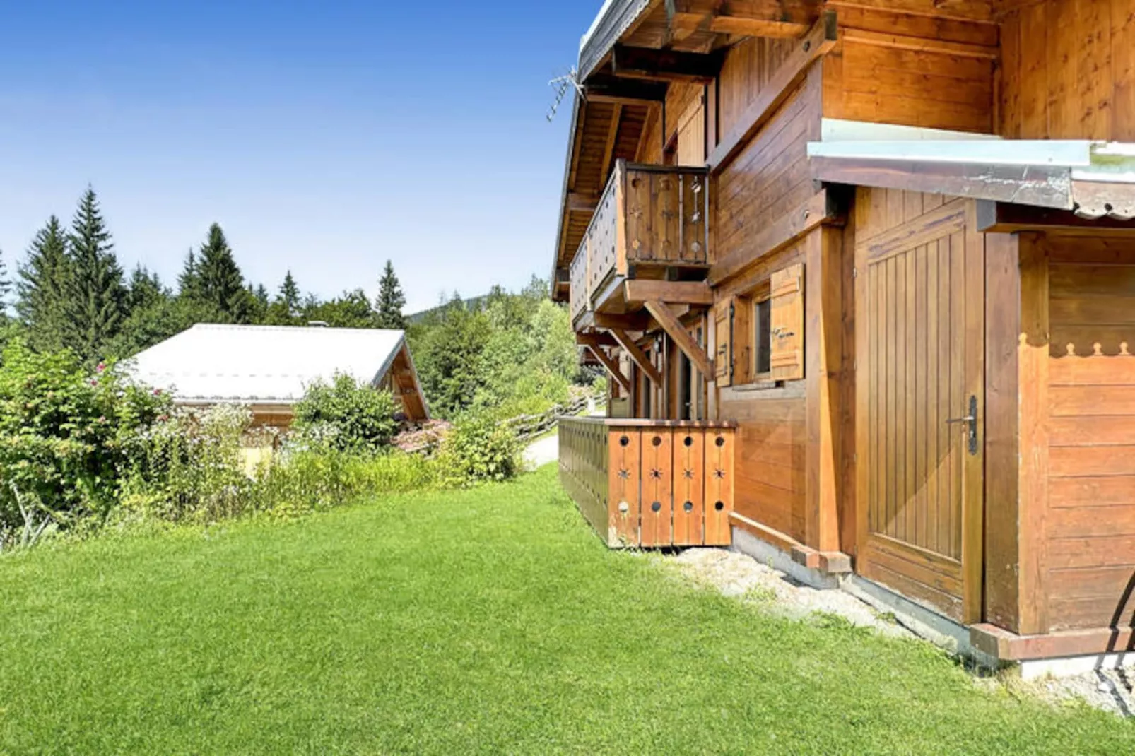 Chalets à Les Carroz-d'Arâches-Niet-getagd