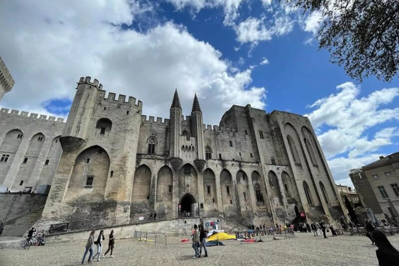 Sous Le Soleil De Provence-Niet-getagd