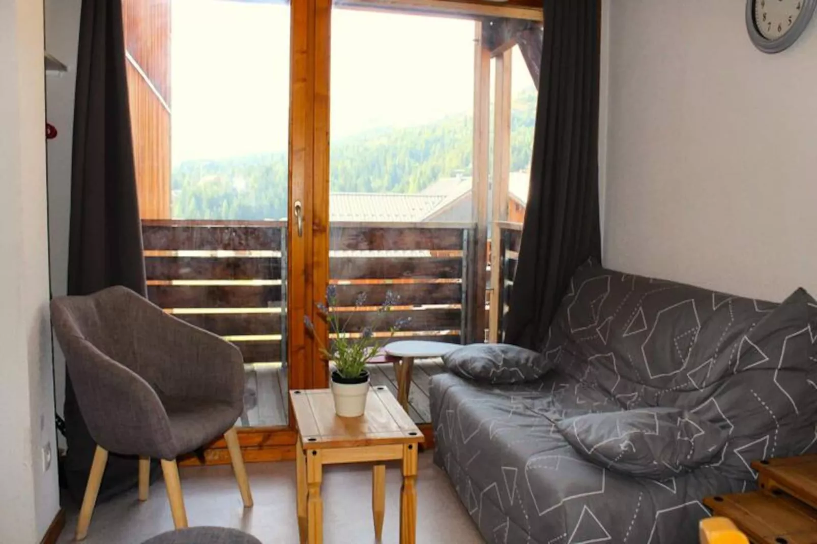 Les Chalets De Superd Heliantheme-Niet-getagd