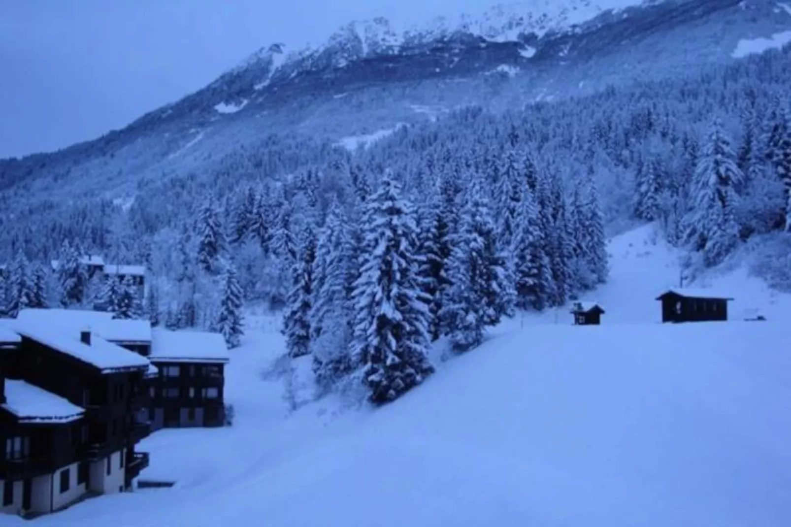 Résidence Lauziere Dessous G-Niet-getagd