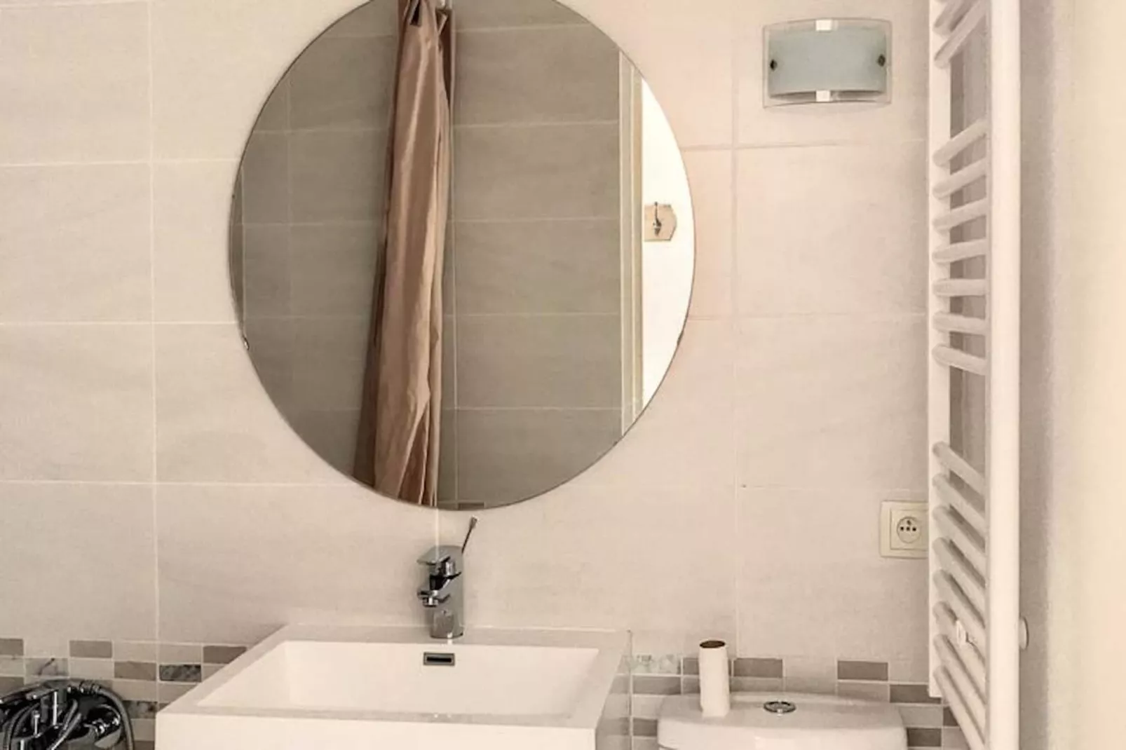 Résidence Cosmos-Niet-getagd