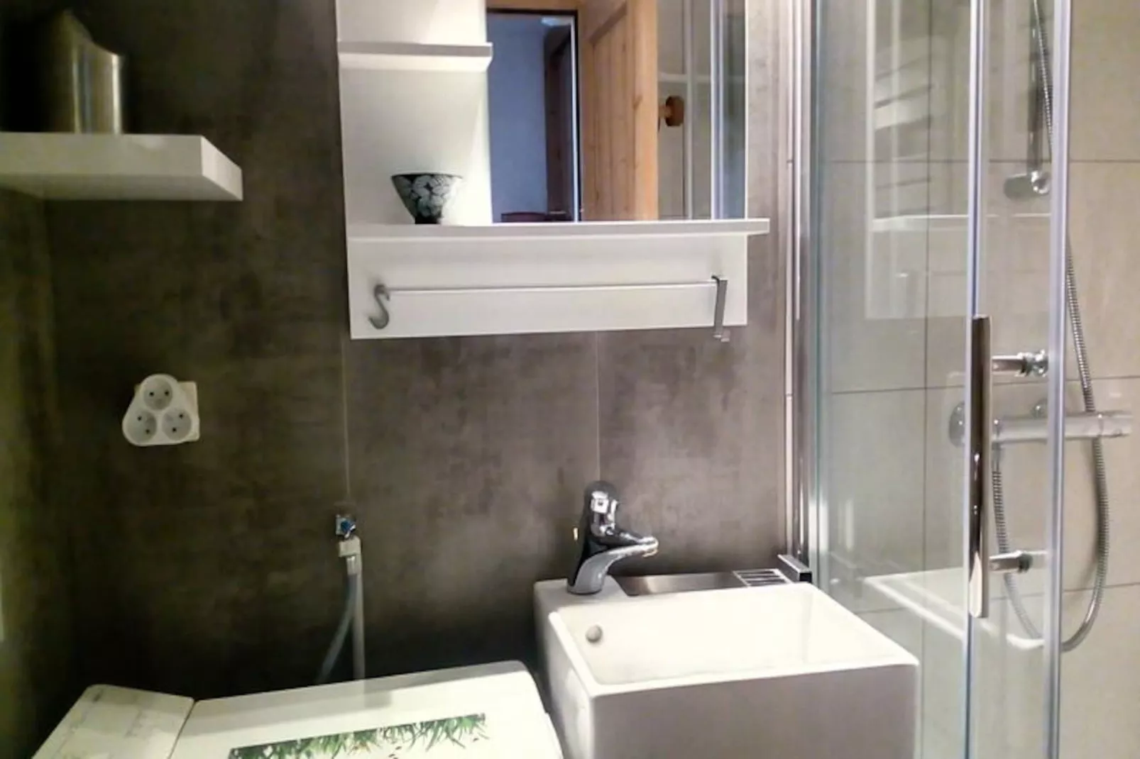 Résidence Evons-Niet-getagd