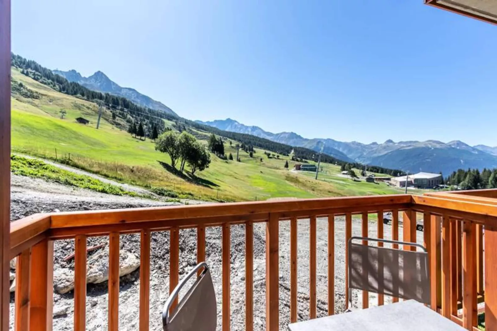 Résidence Les Monarques-Niet-getagd