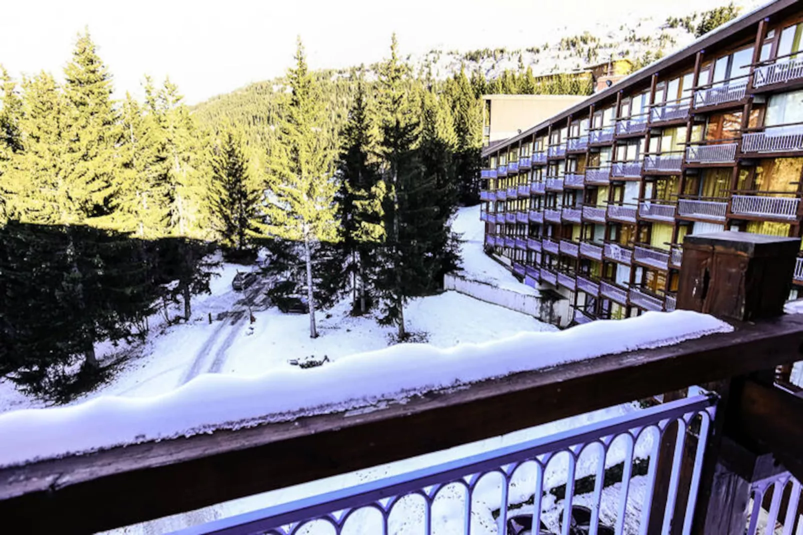 Résidence Belles Challes-Niet-getagd