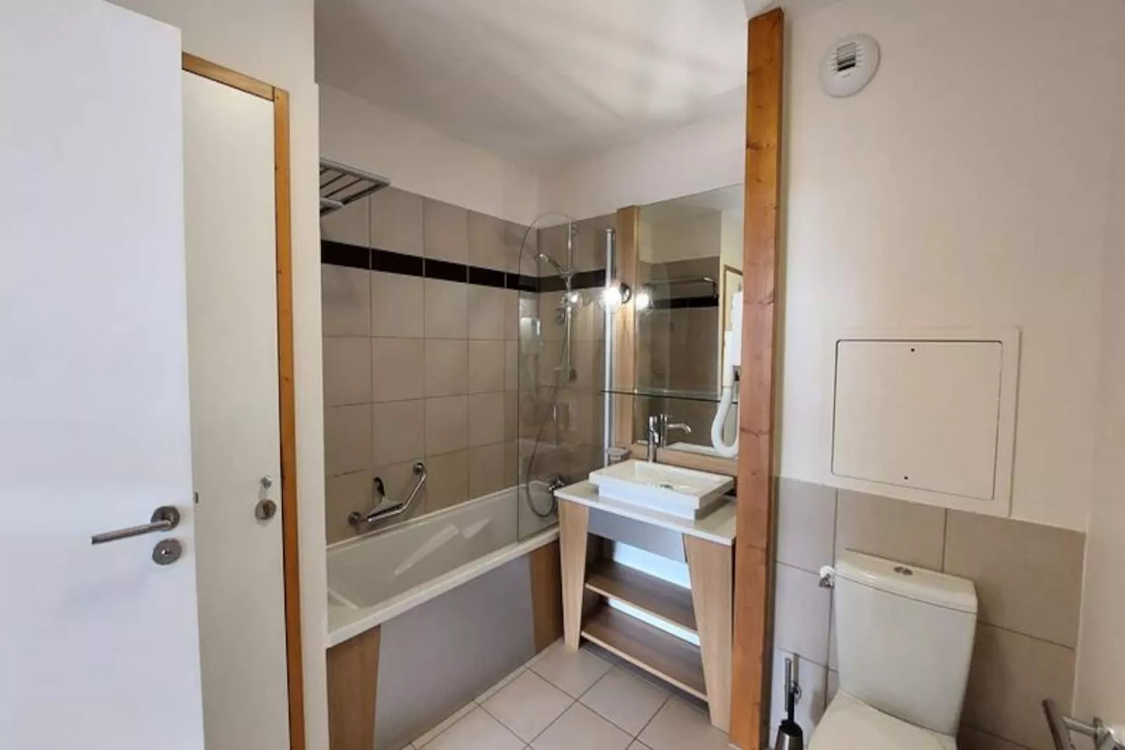 Résidence Les Souverains-Niet-getagd