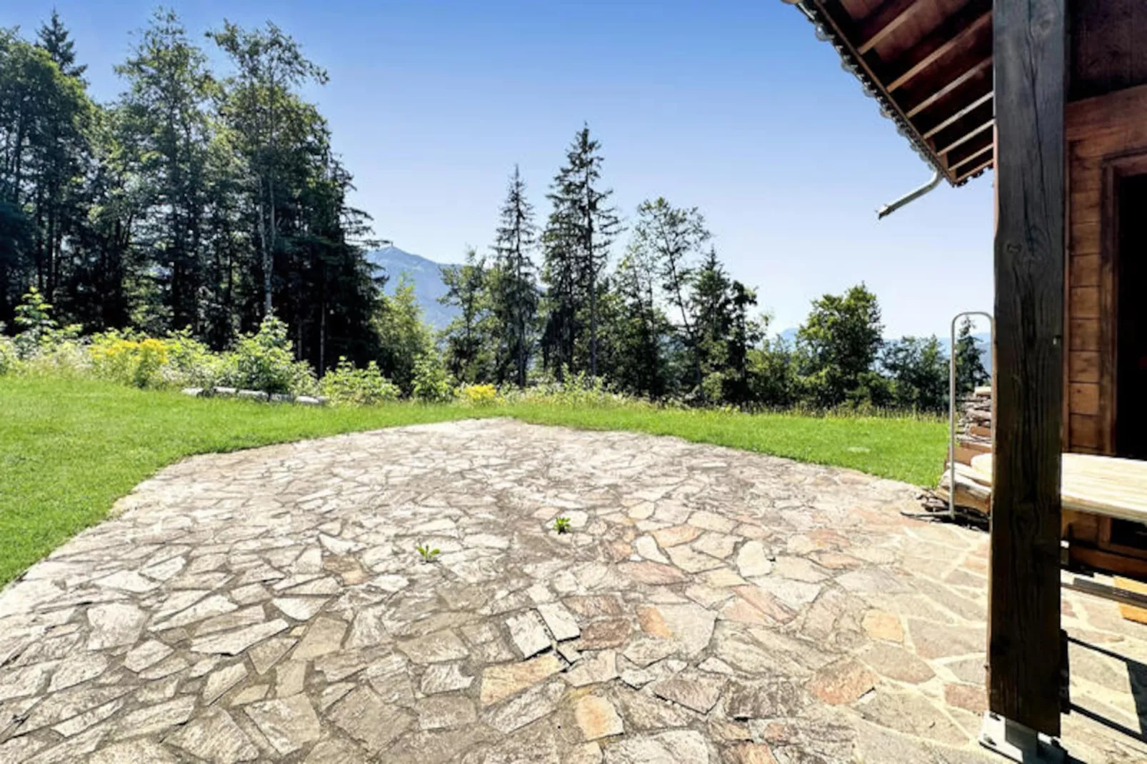 Chalets à Les Carroz-d'Arâches-Niet-getagd