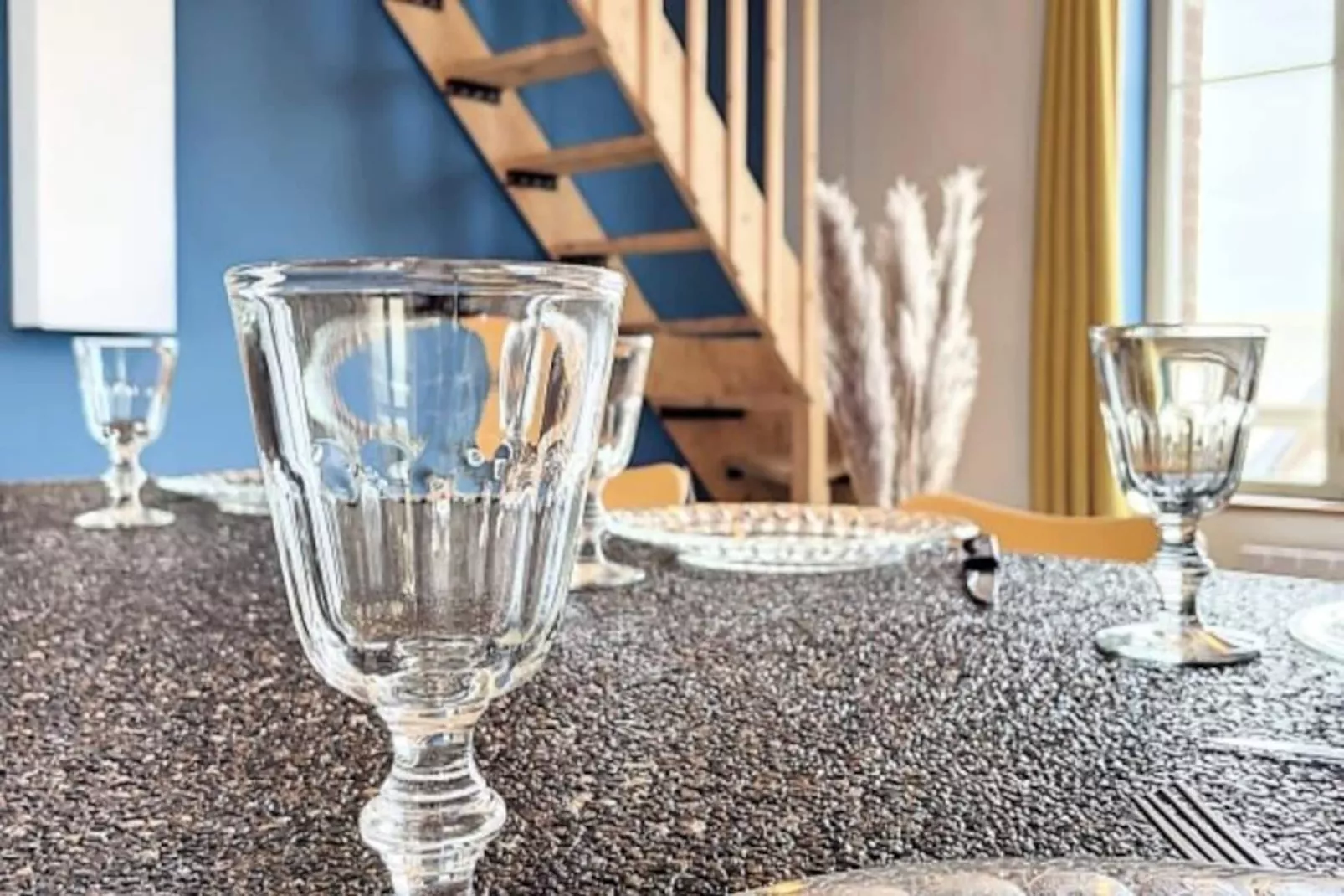 Résidence As 51 - Comme Un Poisson Dans L'eau-Niet-getagd