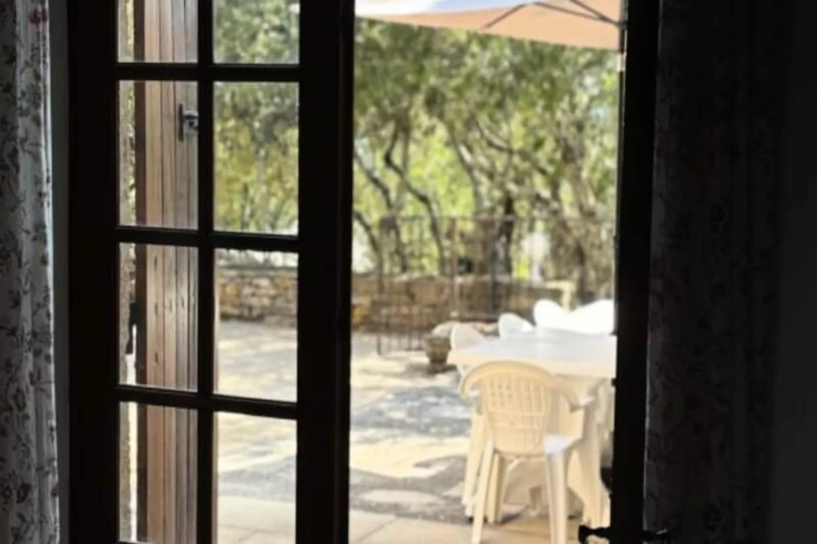 "les Campanettes" : Superbe Mas En Provence-Niet-getagd