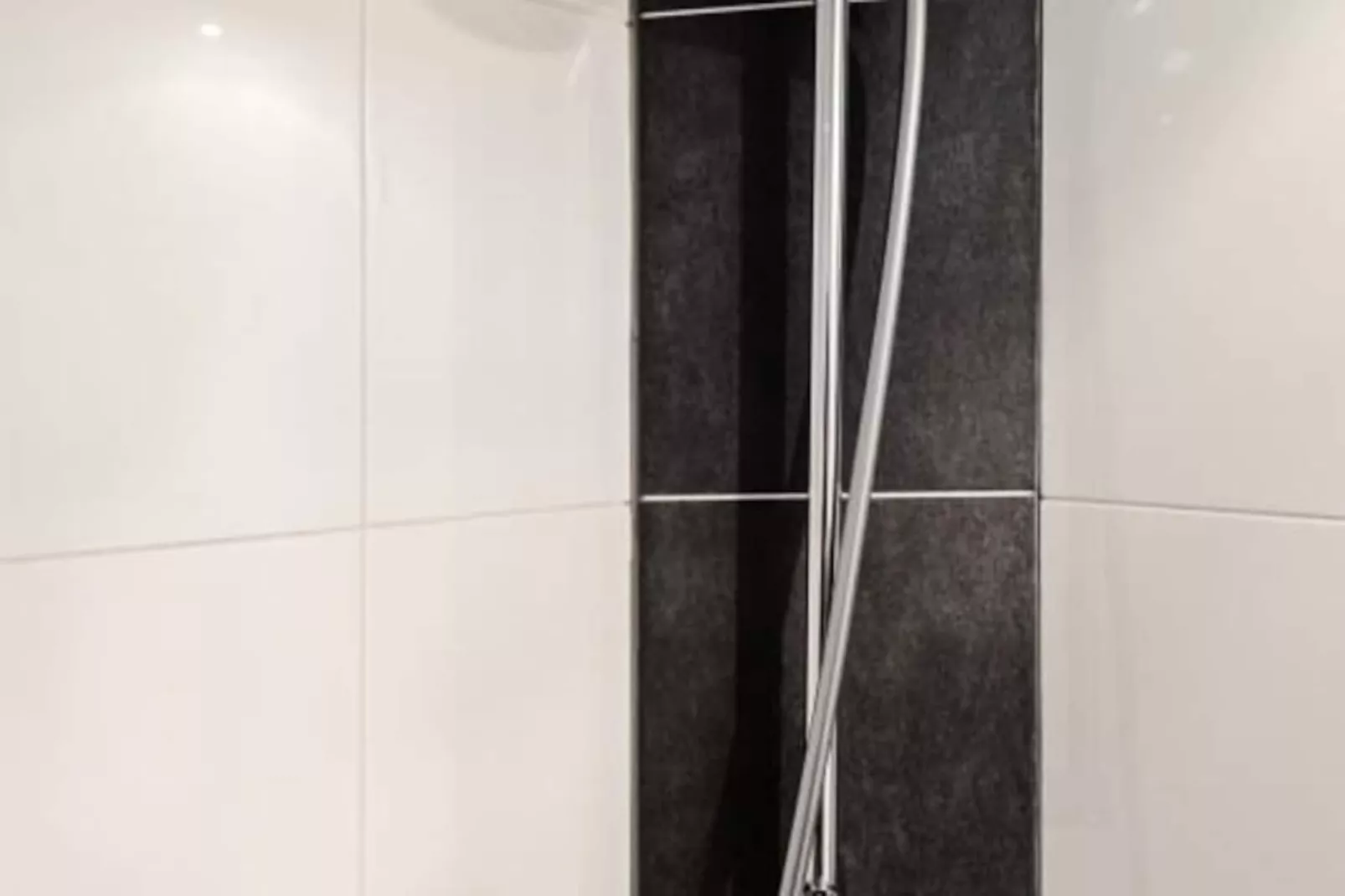 Summer House - Souterrain-Niet-getagd