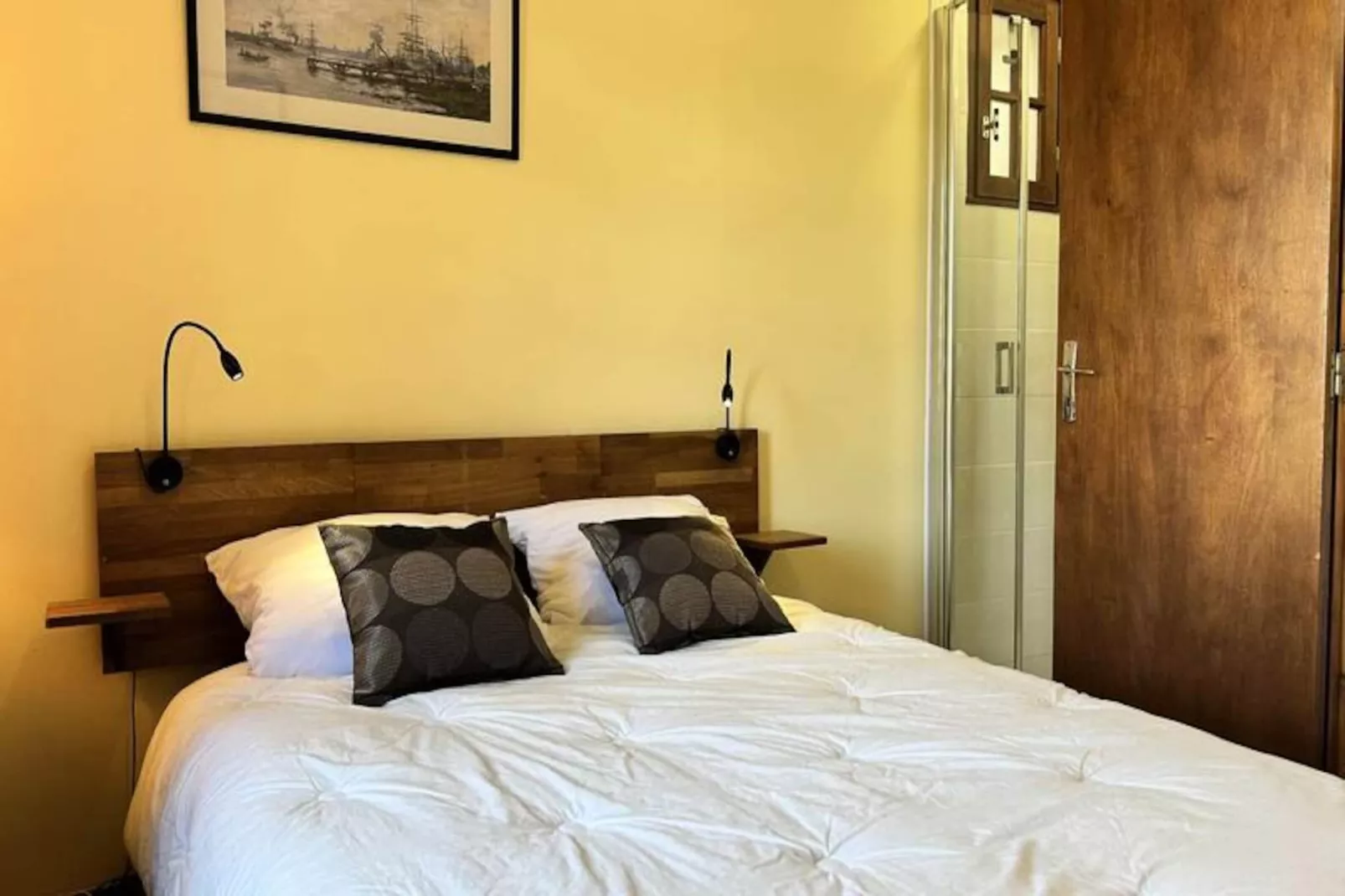 Résidence Les Hôpitaux-Niet-getagd