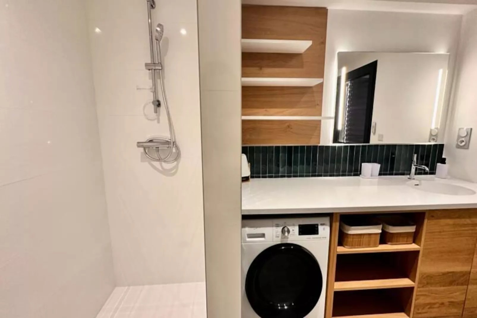 Résidence Les Poissons - Appartement Une Chambre Vue Canal-Niet-getagd