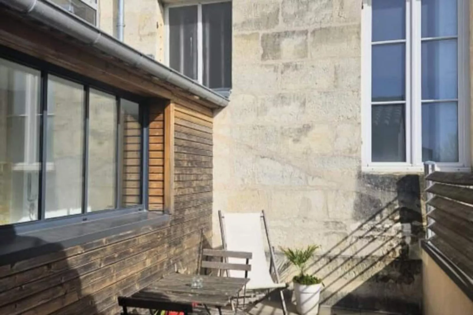 Appartement Pour 2 Personnes En Duplex Avec Terrasse Et Parking-Niet-getagd