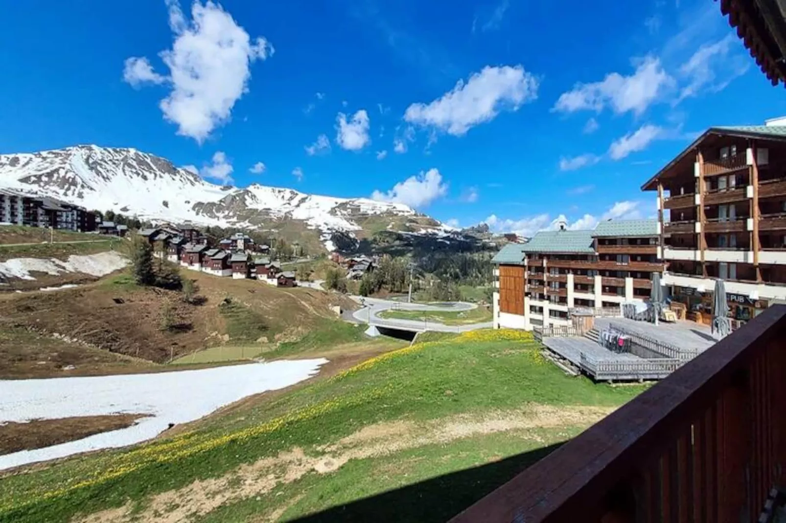 Résidence Le Mont Soleil A-Niet-getagd