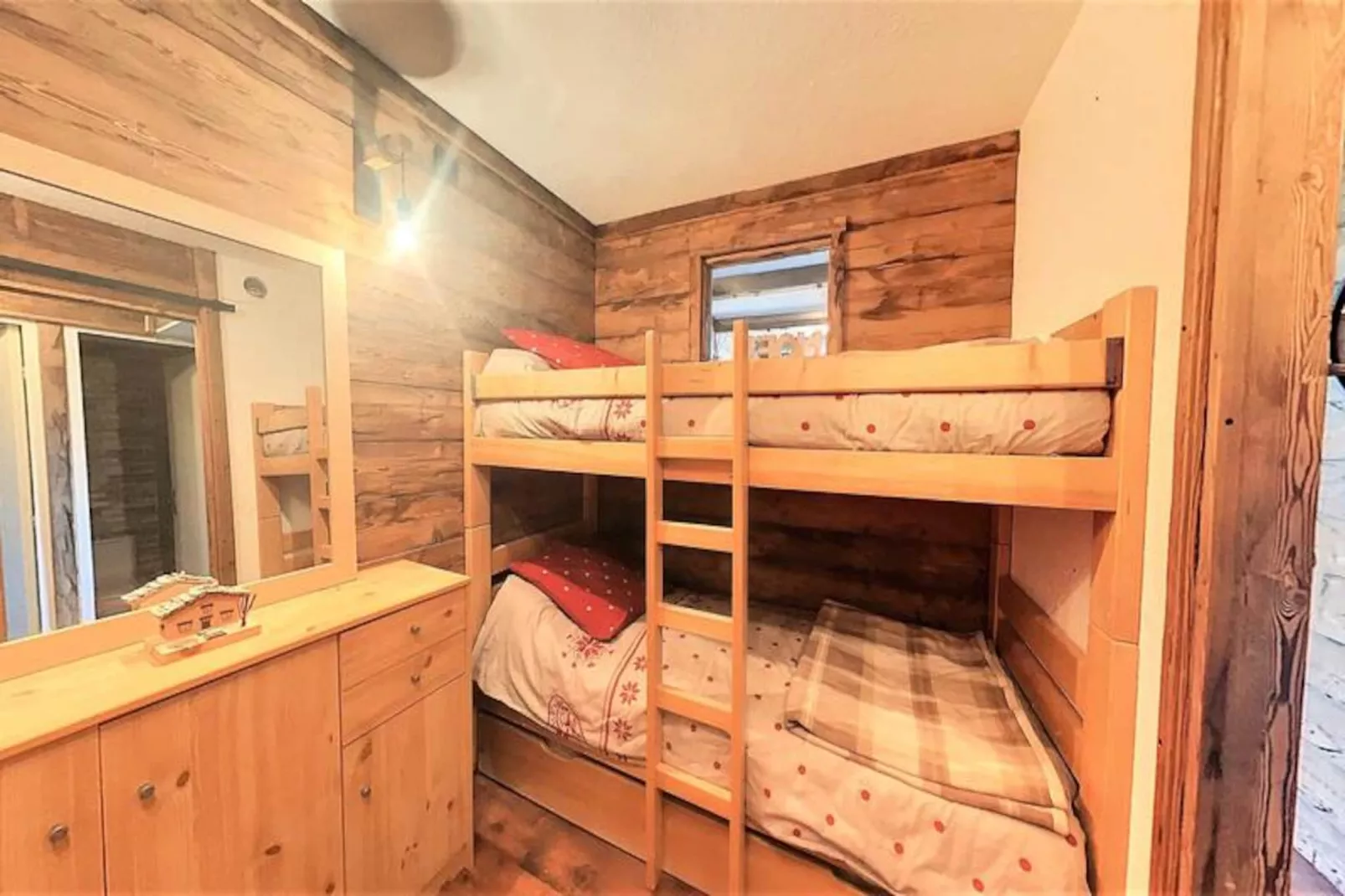 Résidence Lunik-Niet-getagd