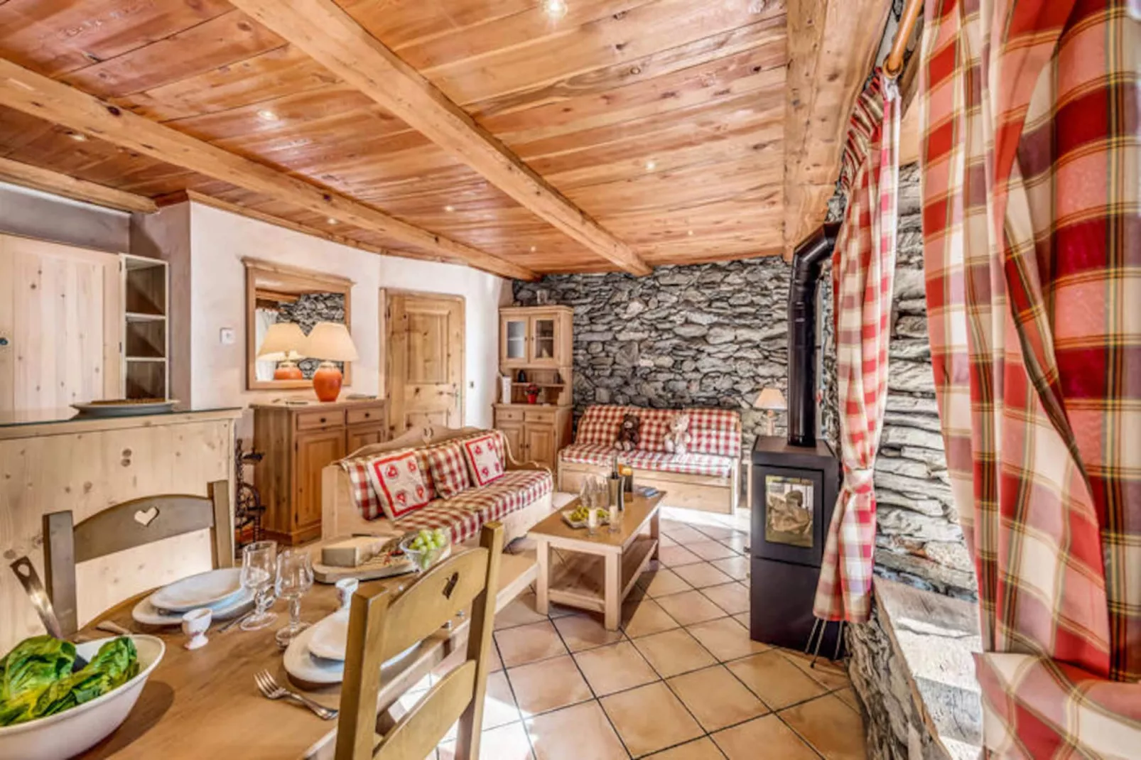 Chalet Les Champs Du Pont-Niet-getagd
