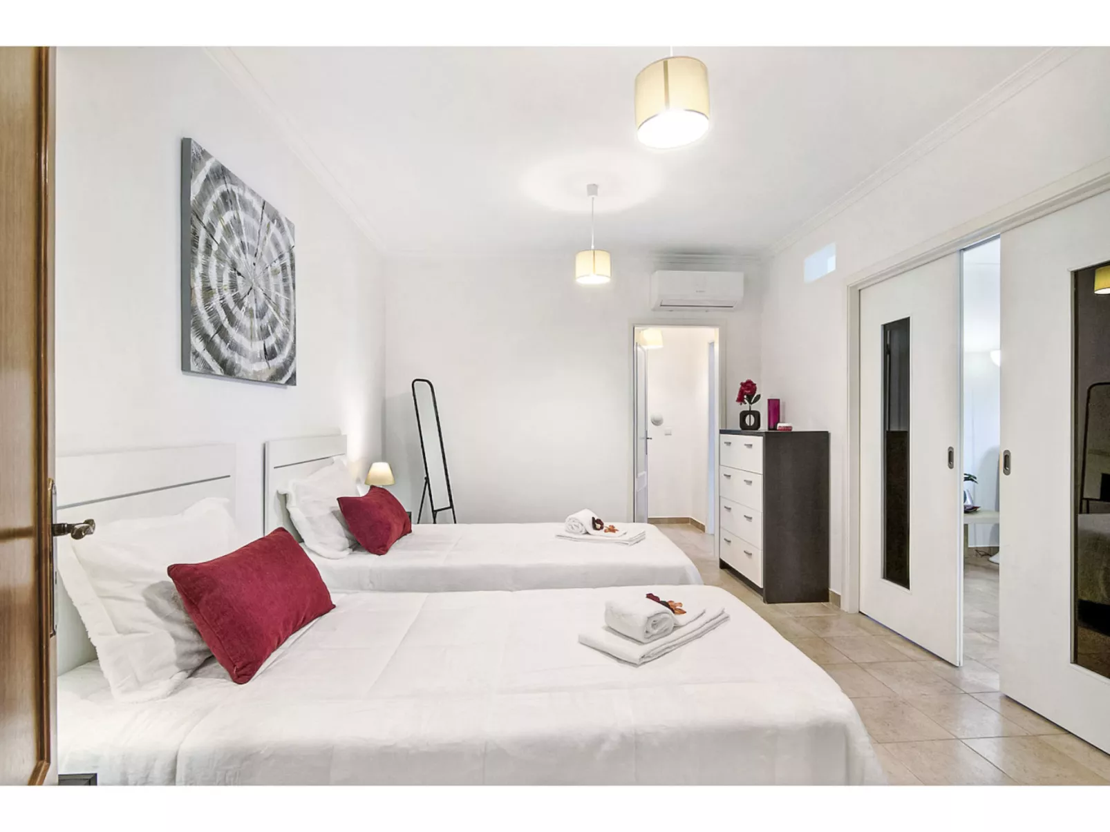 Manelito House - Sunny Way-Binnen