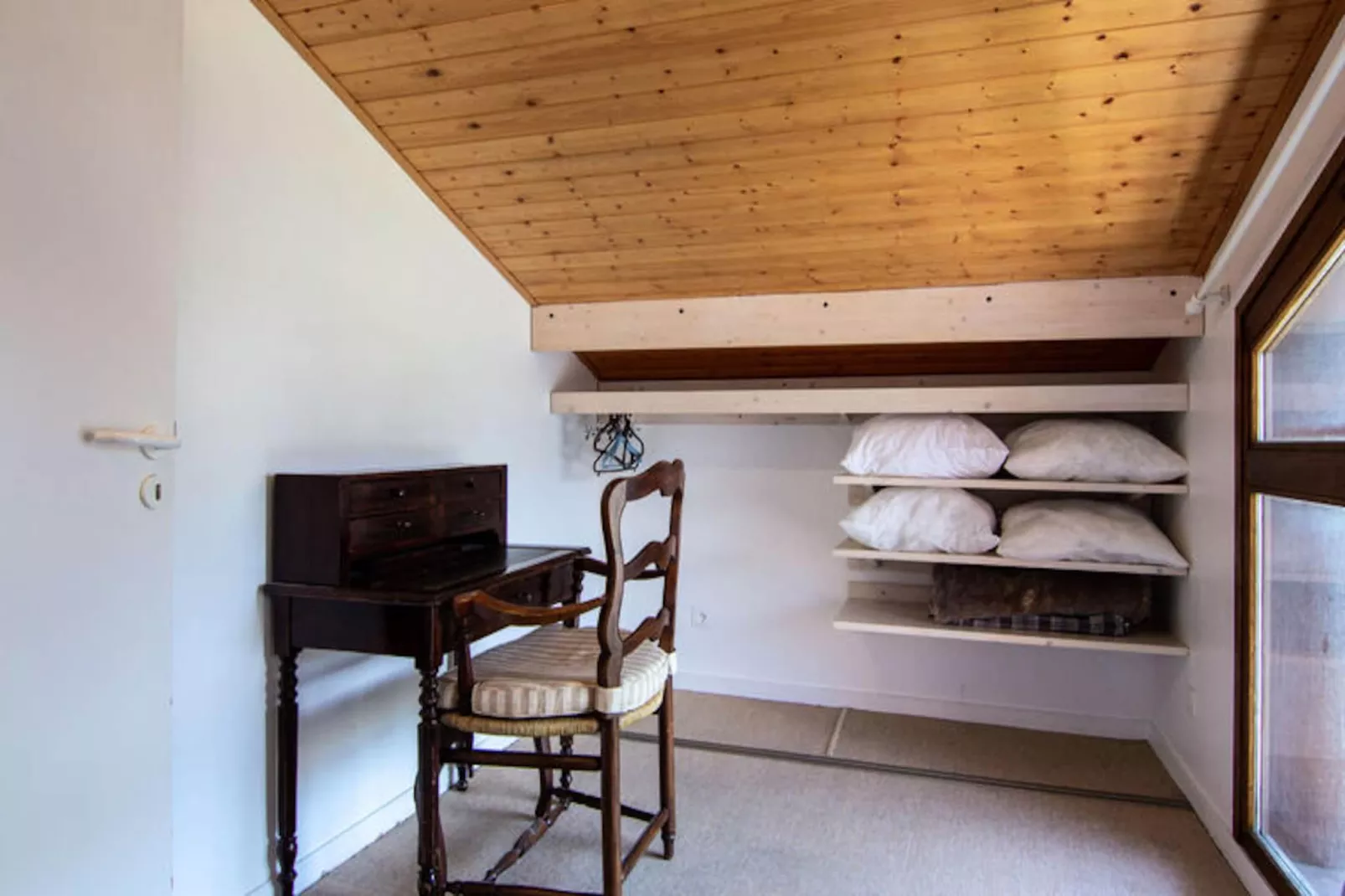 Résidence Reine Blanche-Niet-getagd