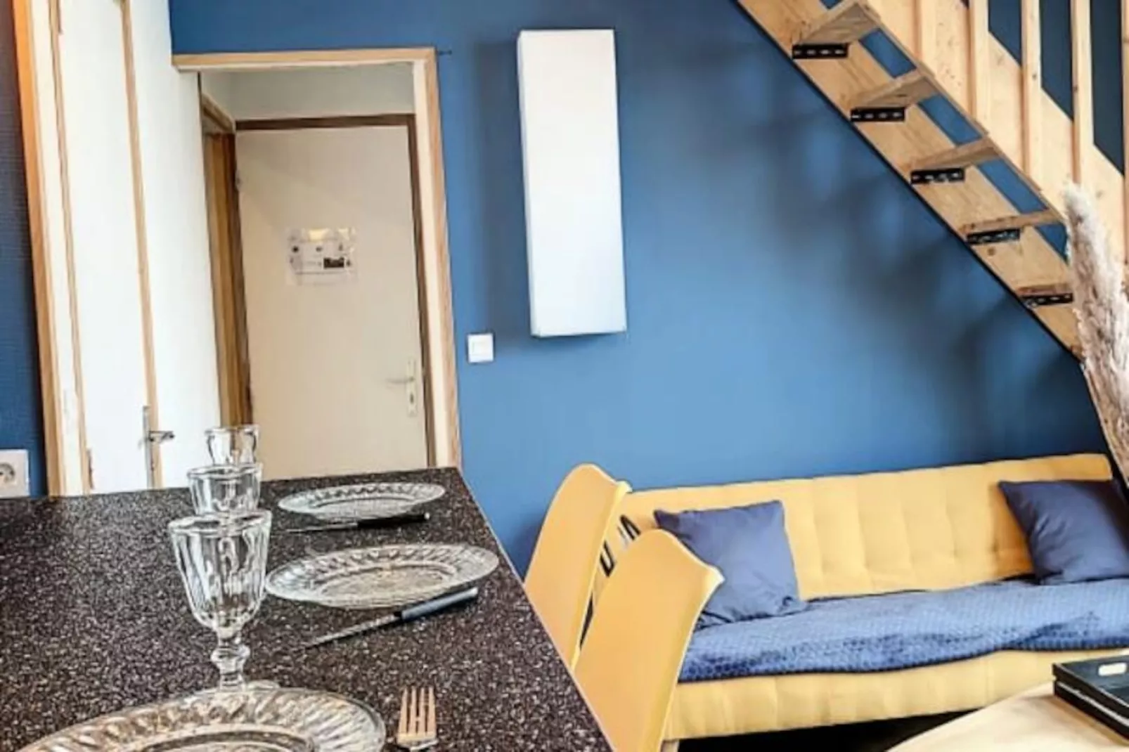 Résidence As 51 - Comme Un Poisson Dans L'eau-Niet-getagd