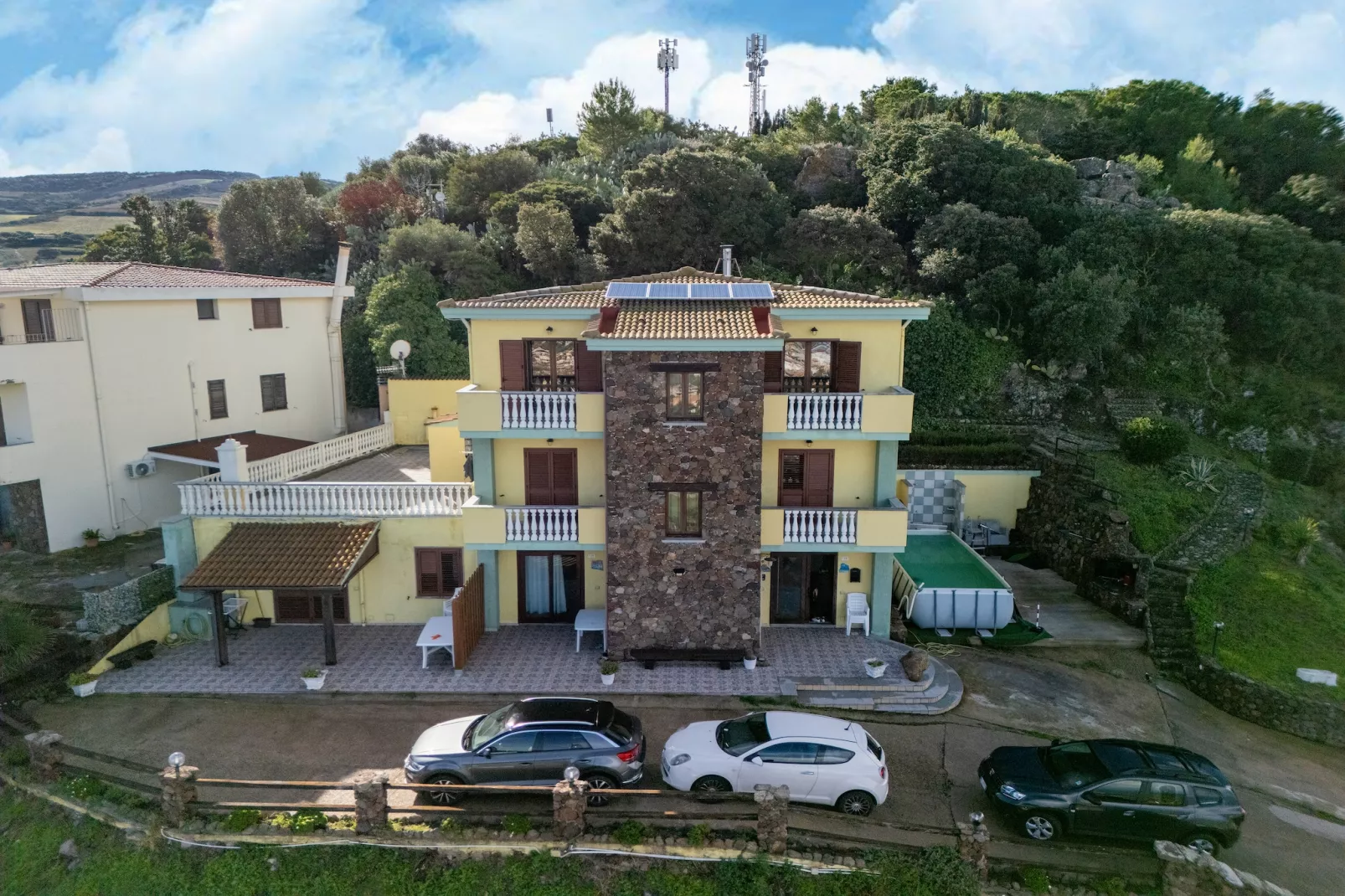 LA ROCCA 1-Buitenkant zomer