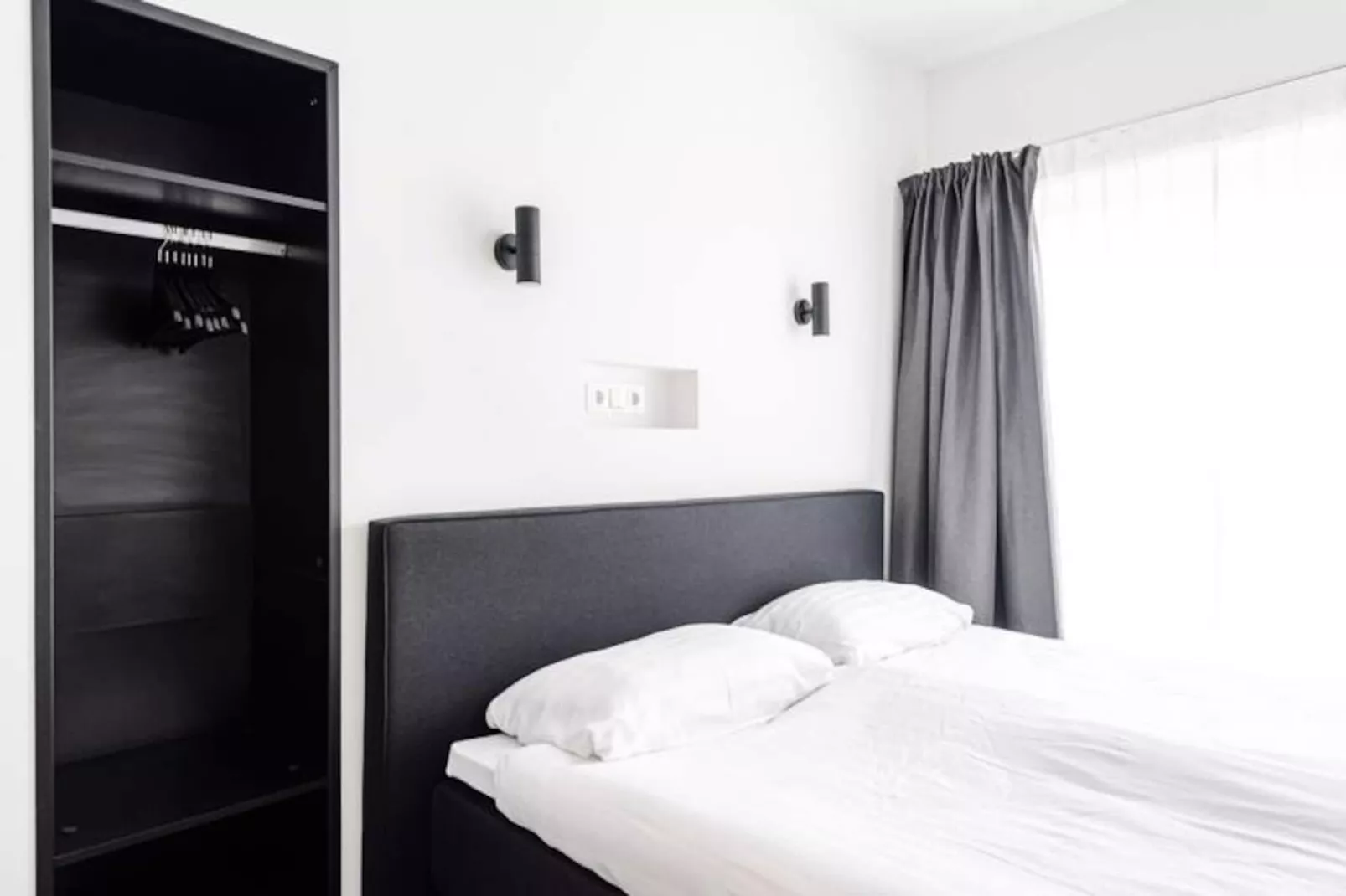 Kings Square Studio Apartment-Niet-getagd