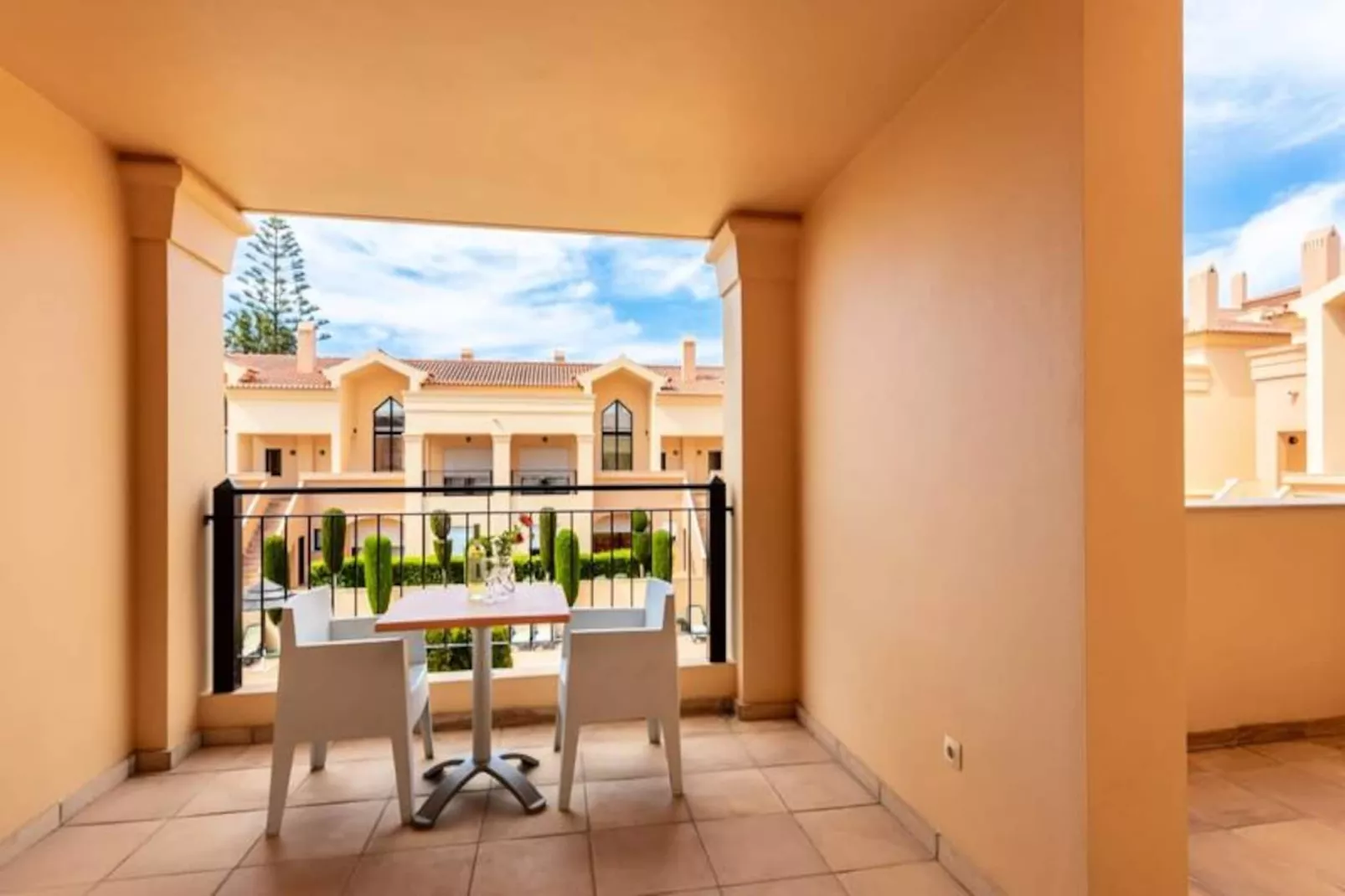 Baia Da Luz - Poolview Loft Aparment-Niet-getagd