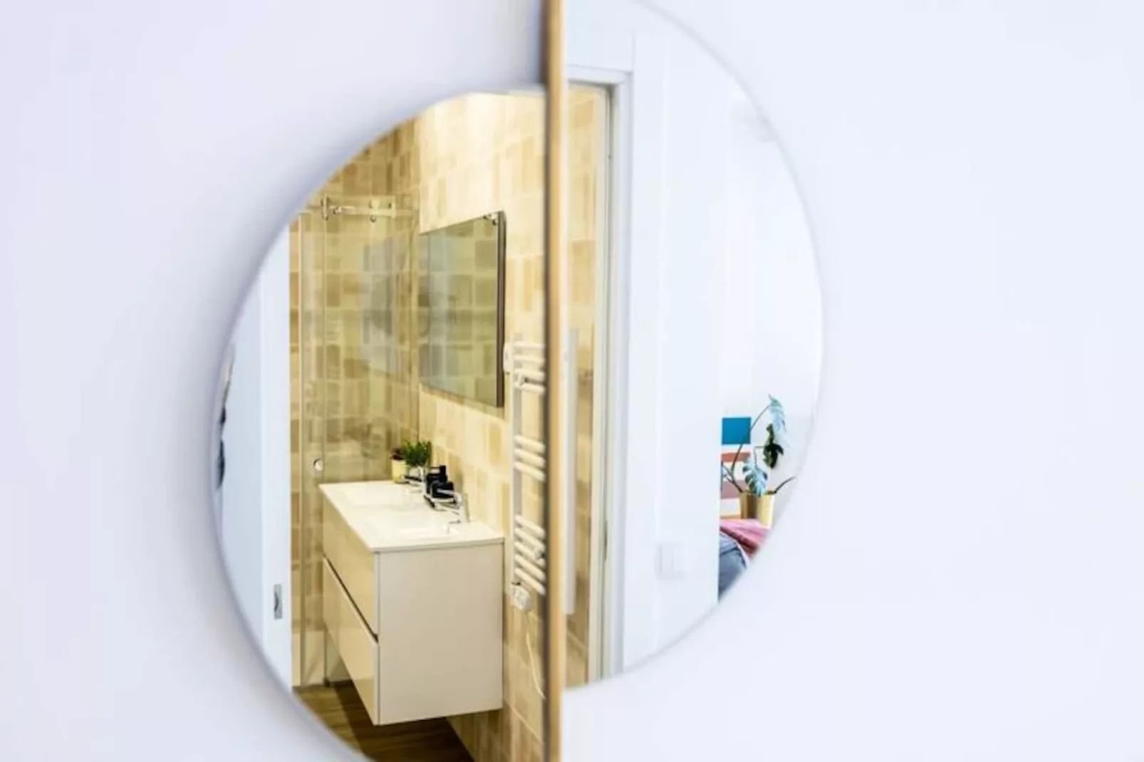 The Kuuyi Suite - Burgau-Niet-getagd