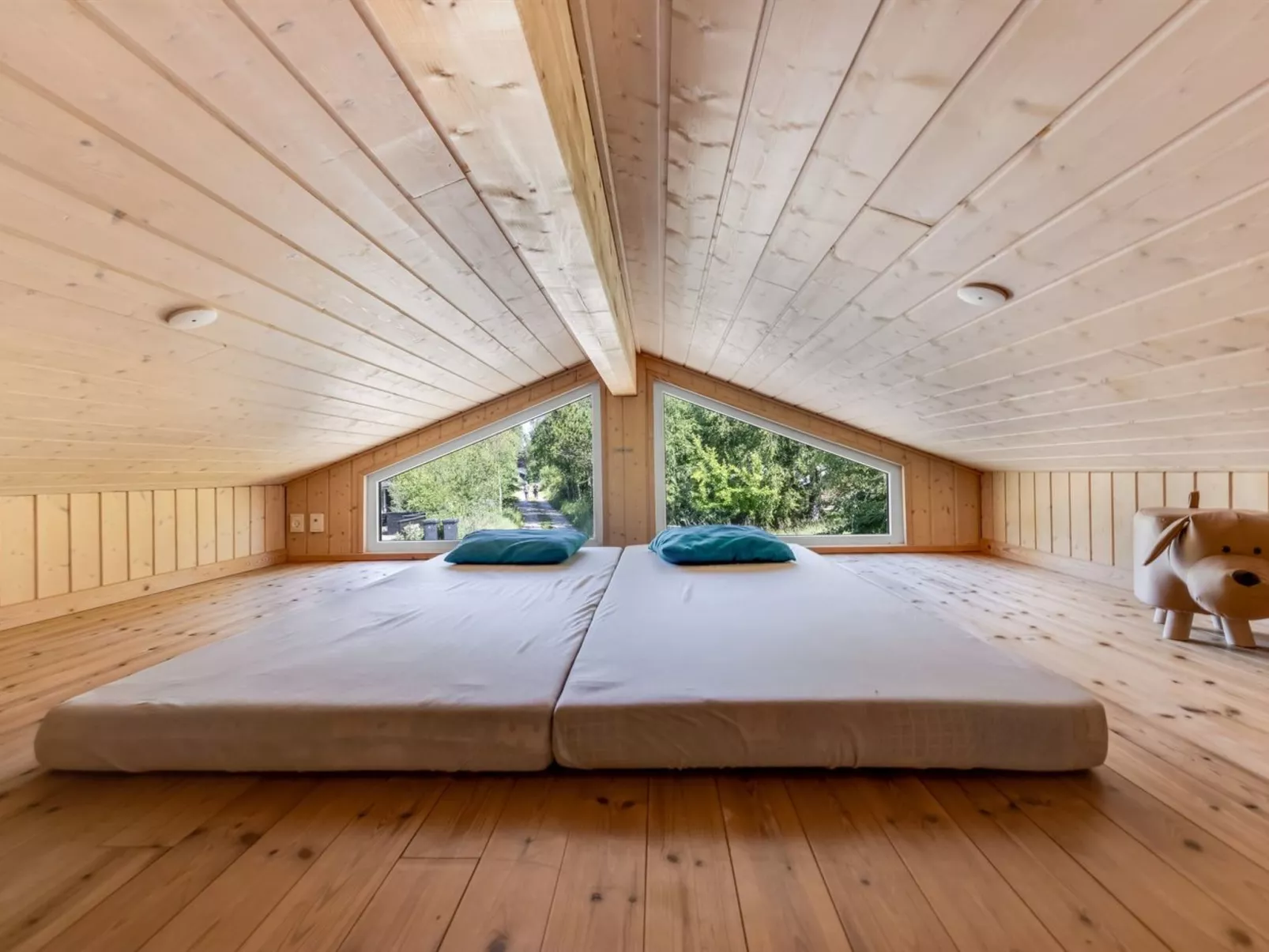 "Arny" - 1.5km from the sea-Binnen