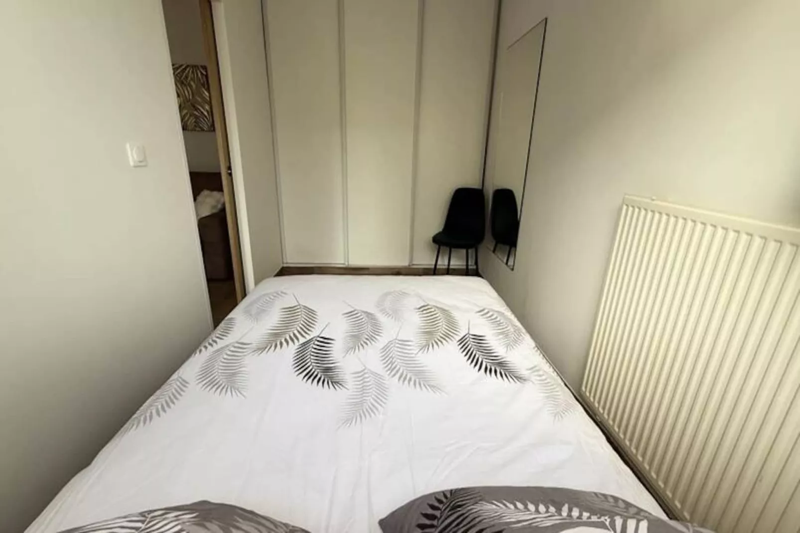 06cp - Beau T2 Super équipé Avec Terrasse-Niet-getagd